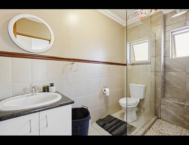 3 BEDROOM HOUSE FOR SALE IN CRAIGAVON